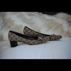 Pre owned Authentic Gucci pumps block heel 81/2